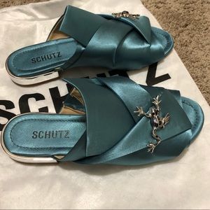 brand new SCHUTZ sandal  in size 6